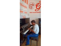 TÁC DỤNG CỦA HỌC ĐÀN PIANO VỚI NGƯỜI LỚN VÀ TRẺ NHỎ